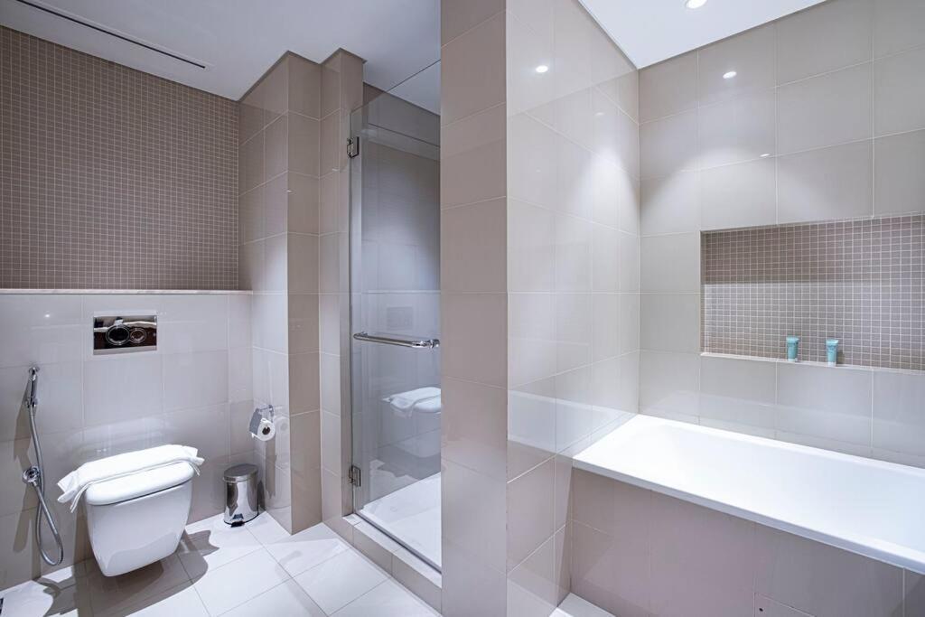 Magnificent Brand New Lux 3Br Burj & Fountain View Apartment Dubai Exterior foto