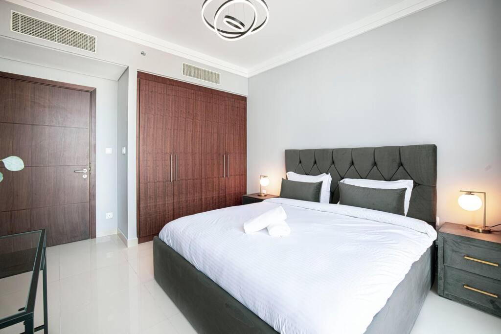 Magnificent Brand New Lux 3Br Burj & Fountain View Apartment Dubai Exterior foto